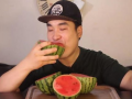 网红在线吃瓜免费网站,带你畅游娱乐资讯海洋